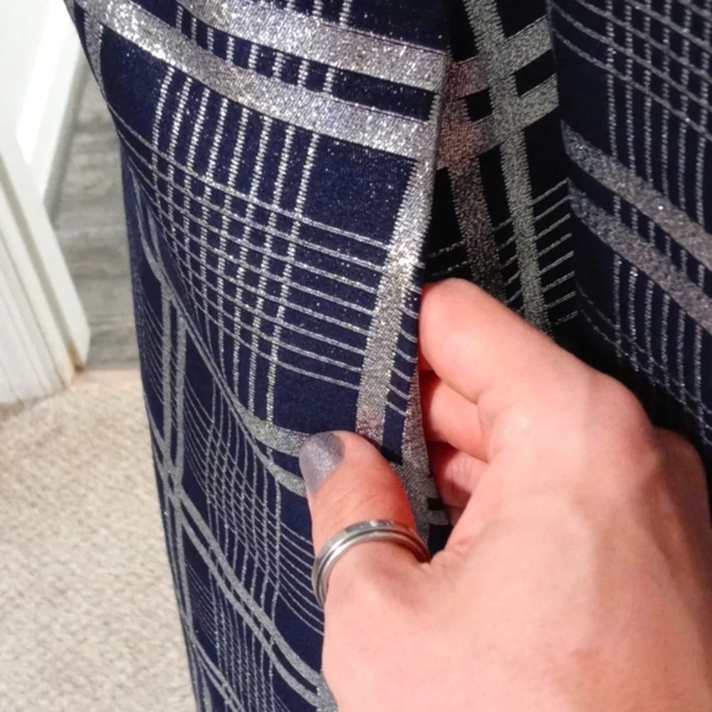 💙VTG 1960s Oscar de la Renta💙 - Navy Silk & Silver Metallic Plaid Mod Dress - Picture 11 of 16